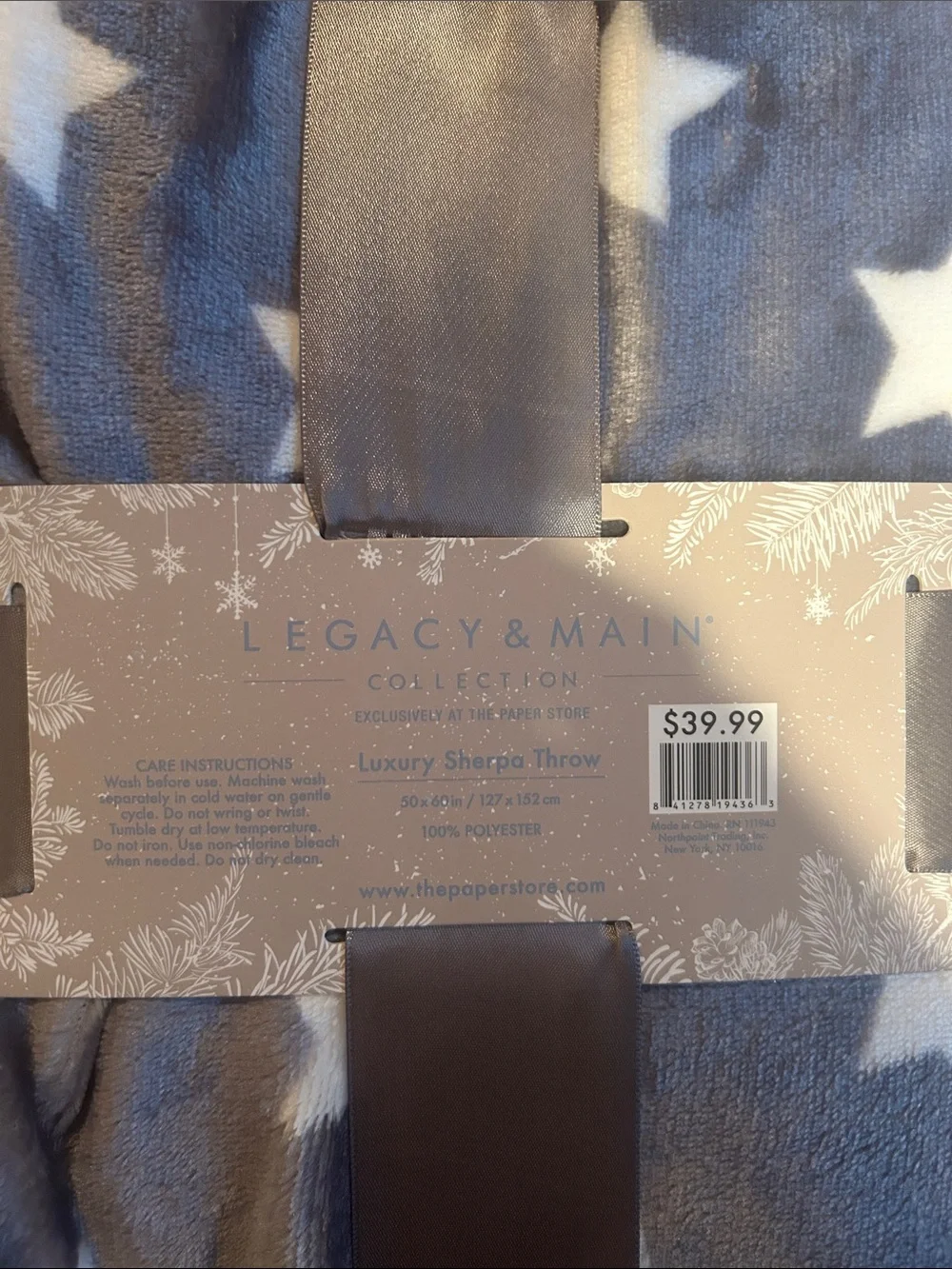 Legacy Star Print Sherpa Throw - Gray and White